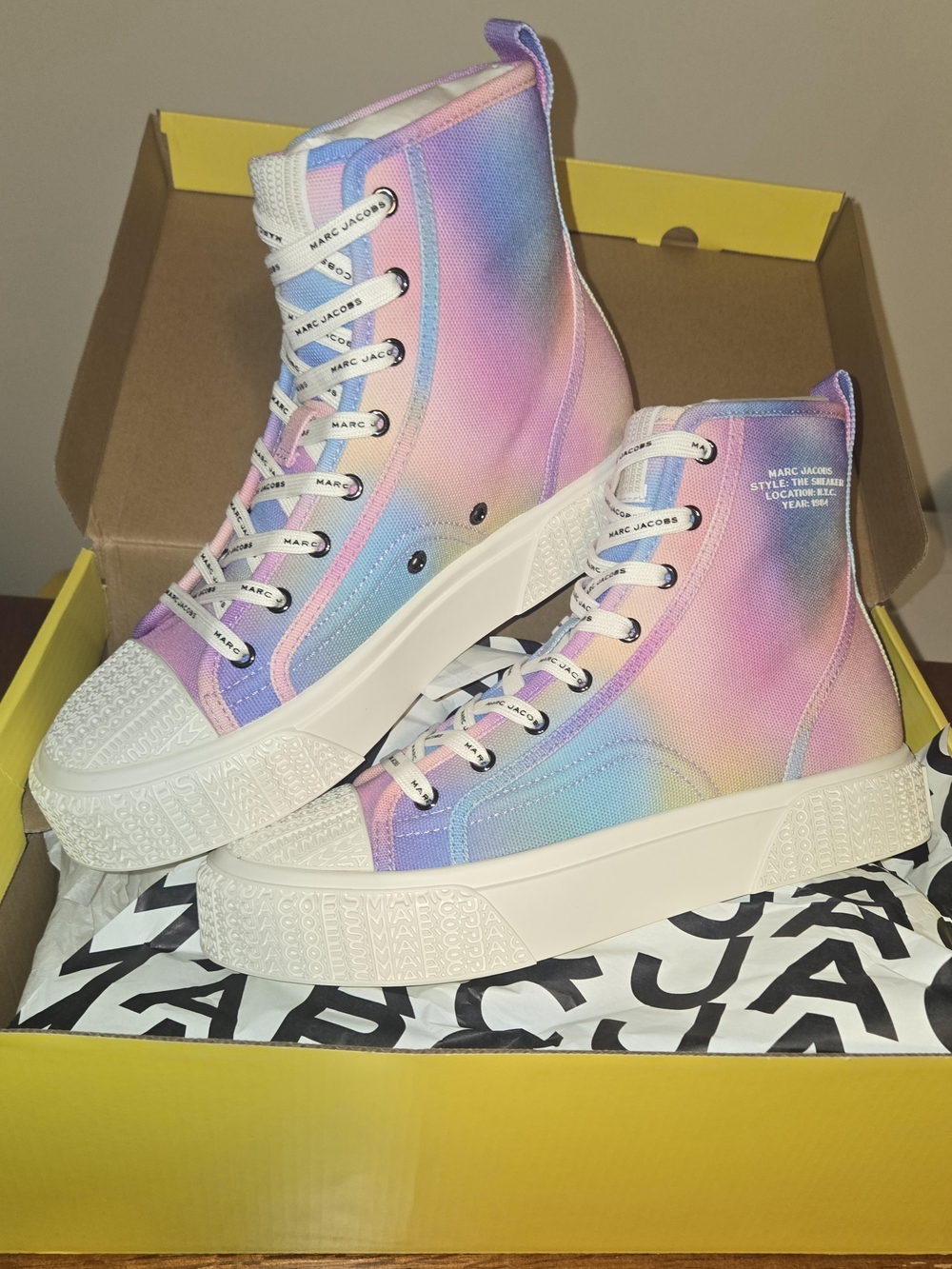 Marc Jacobs Women's Pastel Gradient High-Top Sneakers SZ 9